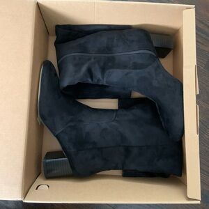 BRAND NEW!! NBW!! JCrew Black Suede Knee-High Heeled Women's Boots